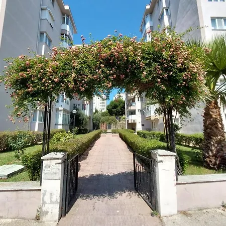 Deniz Manzarali 2+1 Genis Ferah Daire Apartman Çanakkale